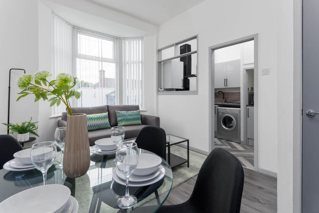 Newly Renovated Apartments In Liverpool - Extended Stay Exterior foto