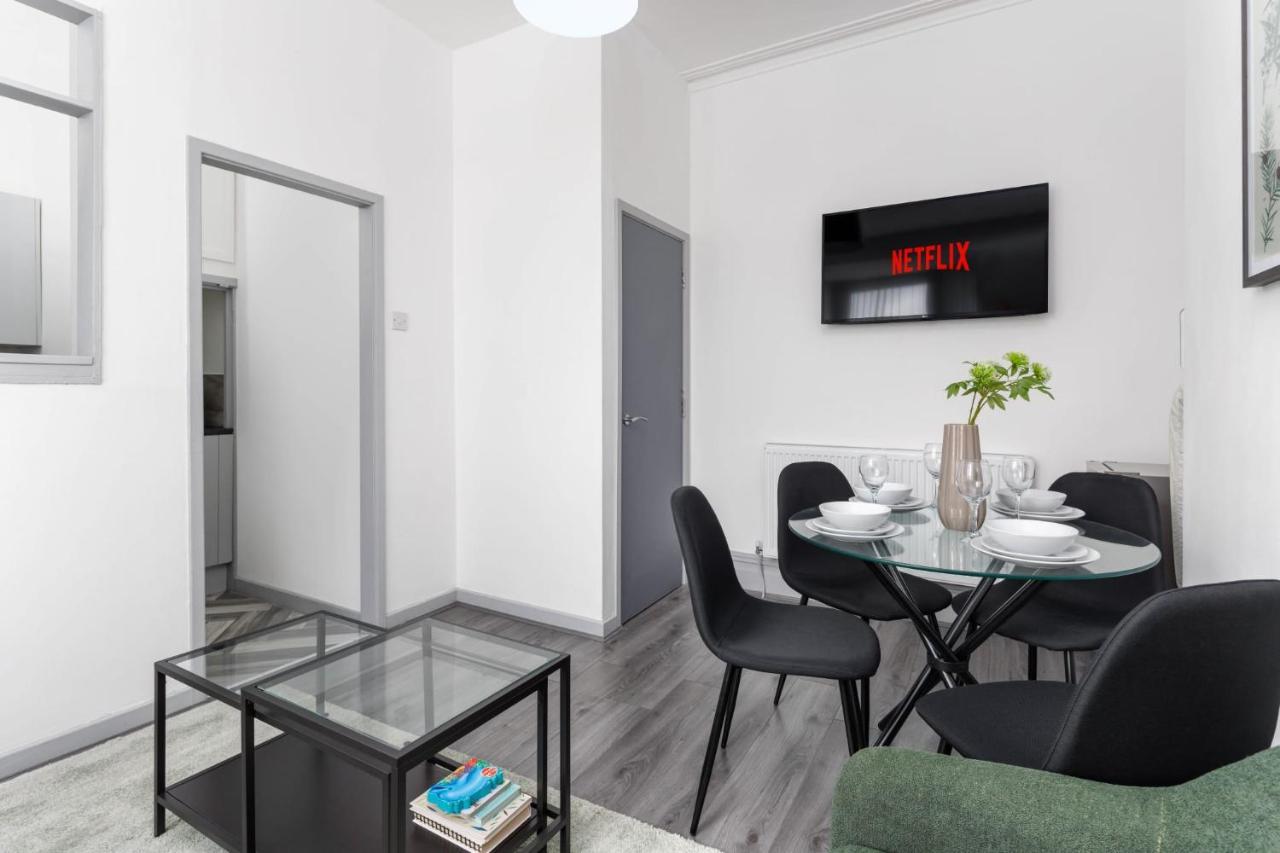 Newly Renovated Apartments In Liverpool - Extended Stay Exterior foto