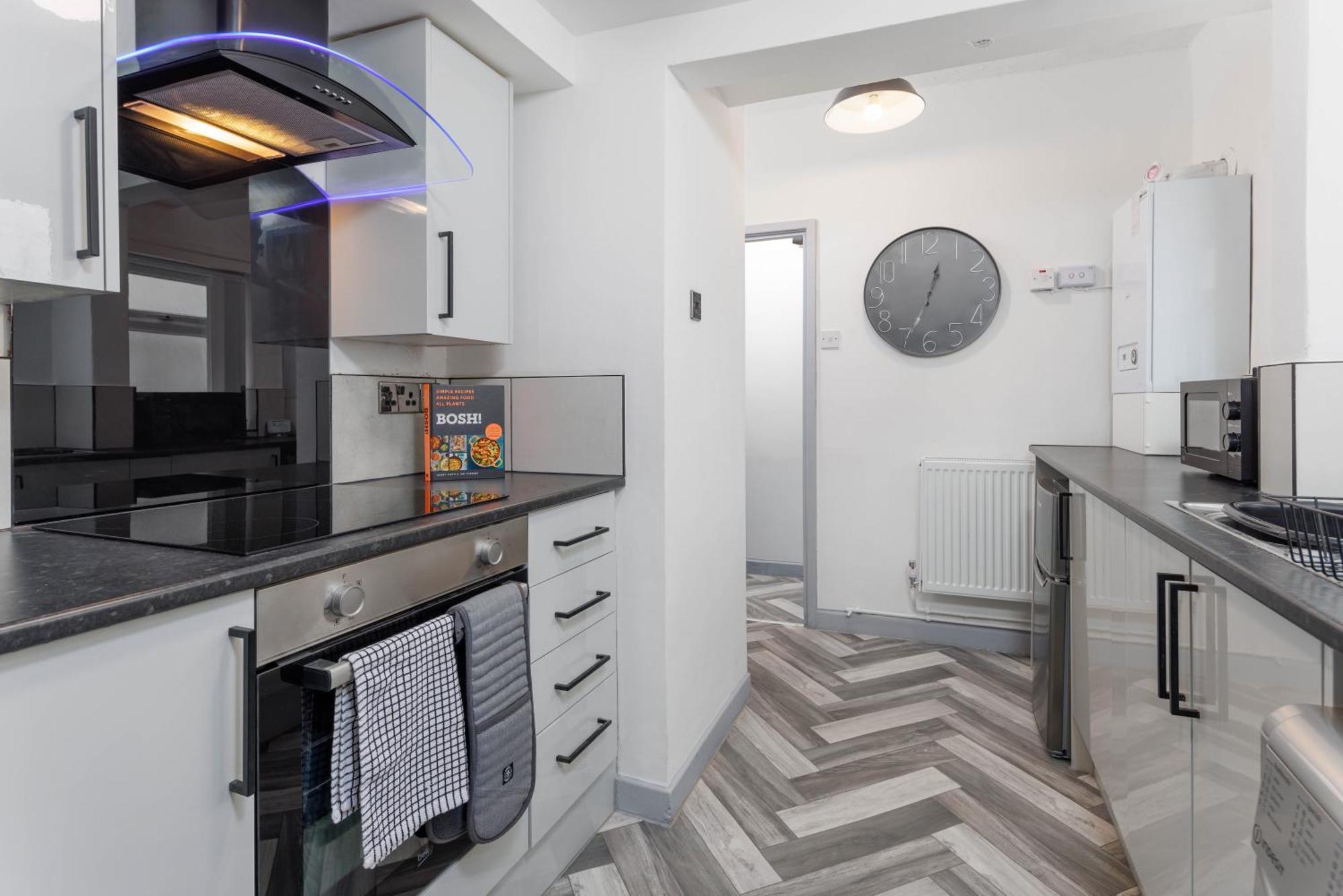 Newly Renovated Apartments In Liverpool - Extended Stay Exterior foto